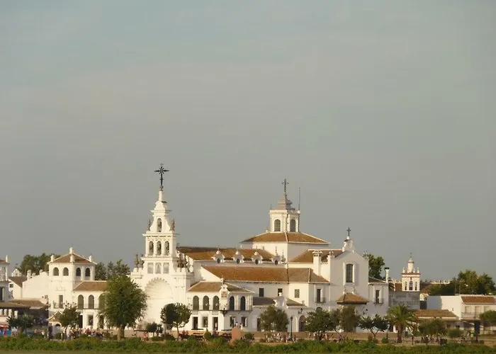 Rocio Rooms